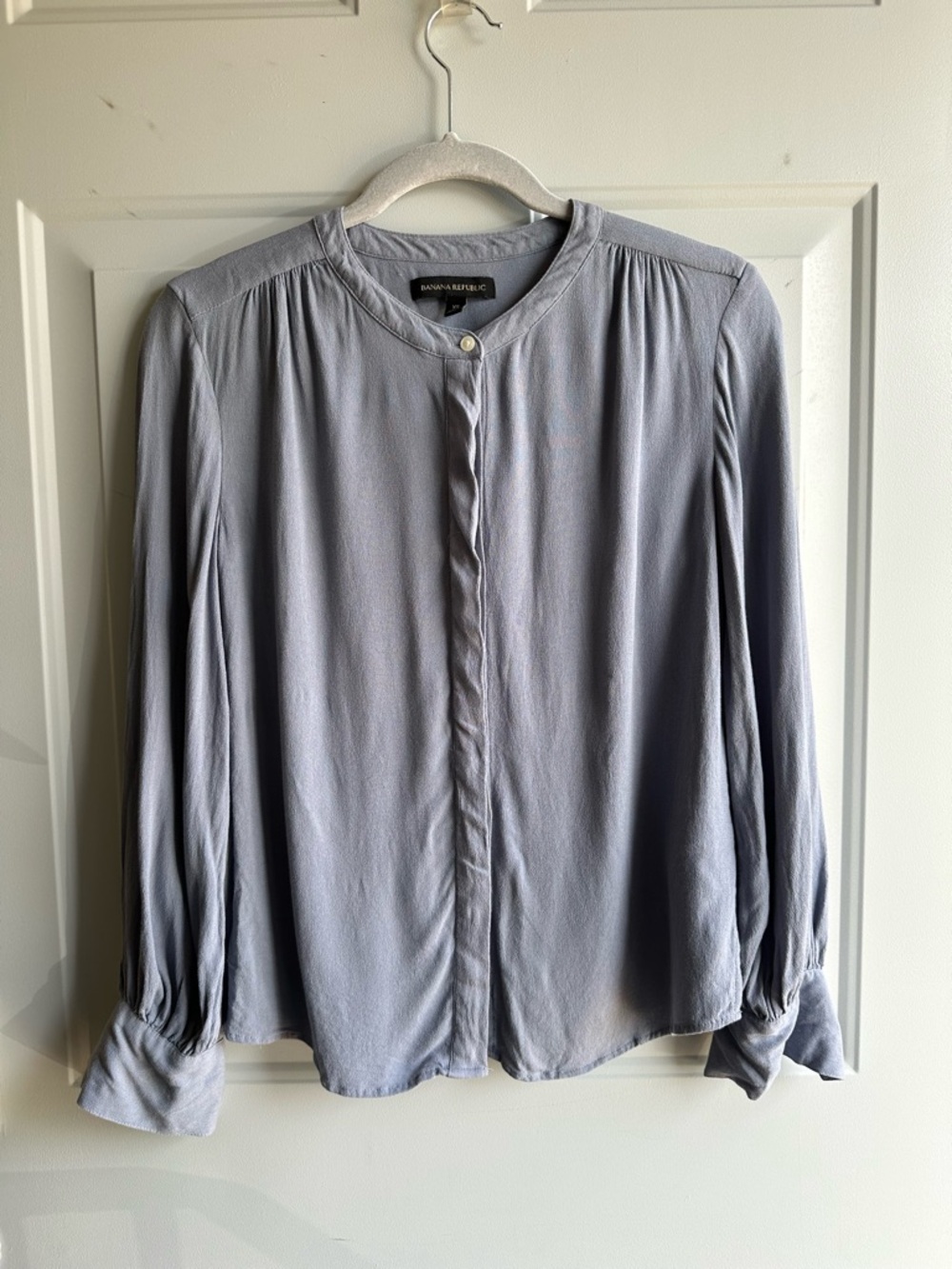 Banana Republic Blue Gray Button Shirt